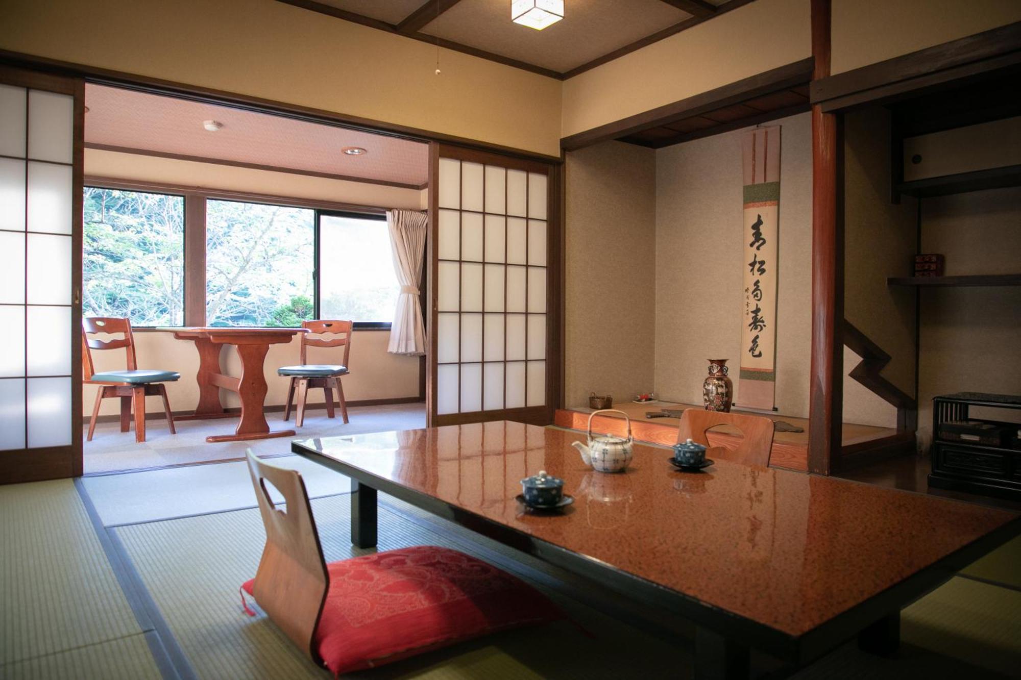 Yumoto Ueyama Ryokan Химеджи Екстериор снимка
