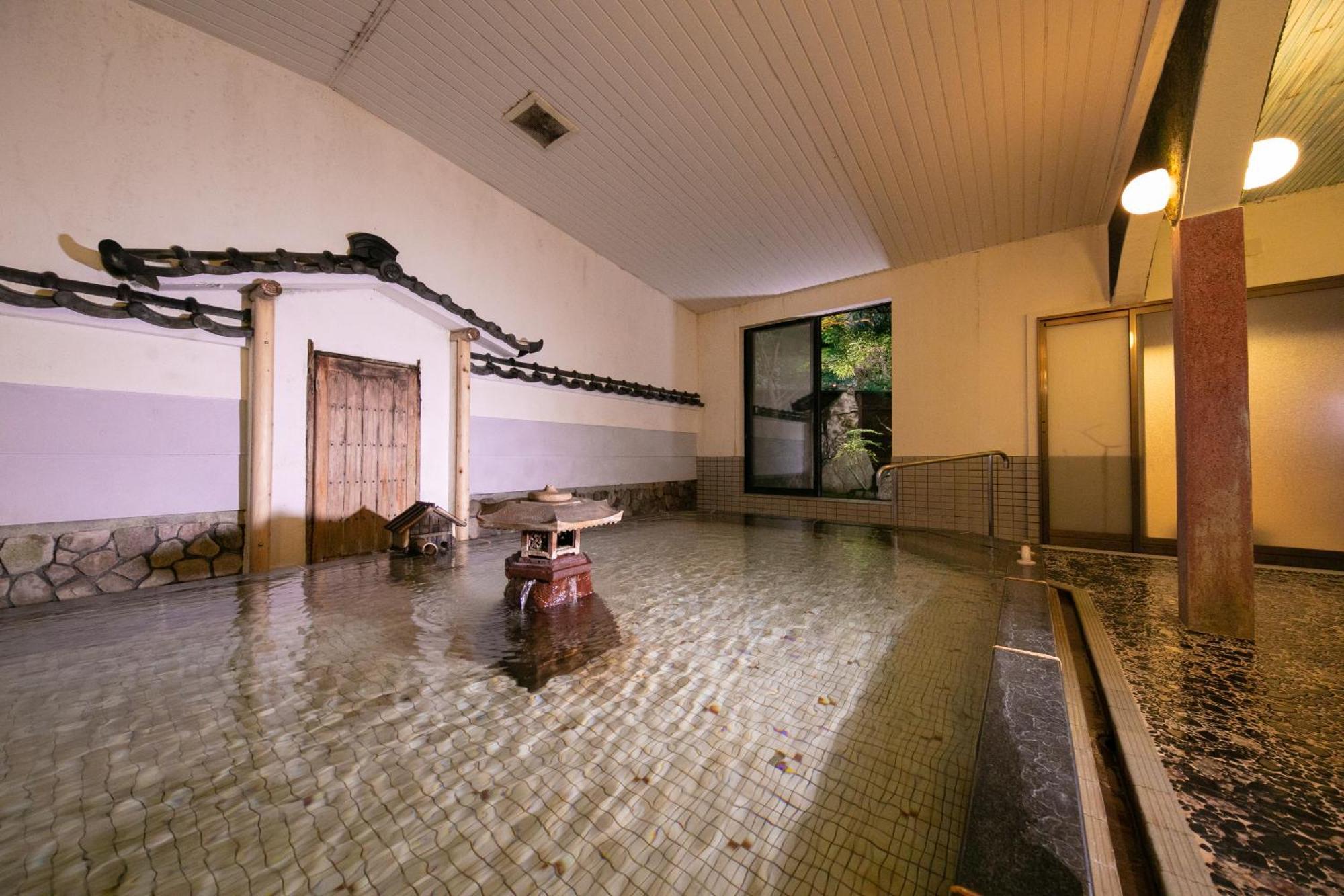 Yumoto Ueyama Ryokan Химеджи Екстериор снимка
